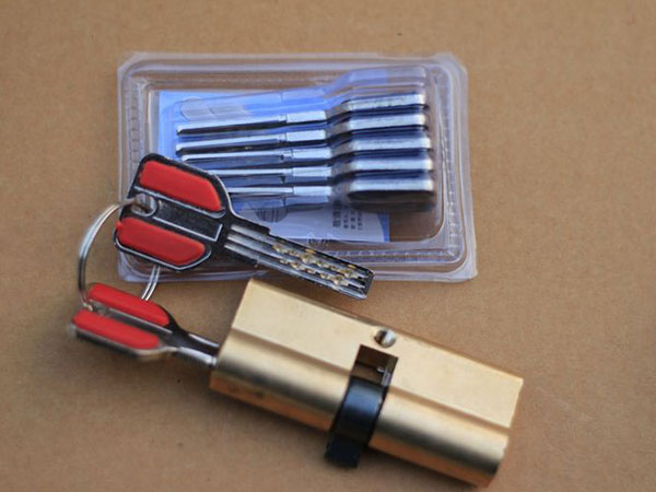 霞山24小时上门开锁公司